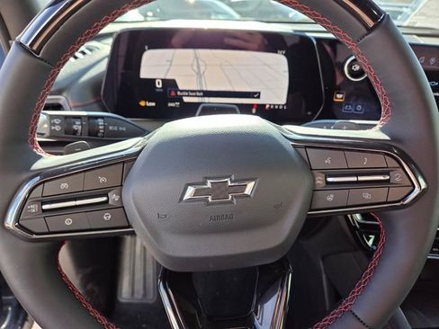 New 2026 Chevrolet Traverse RS w/ LPO, Floor Liner Package image 10