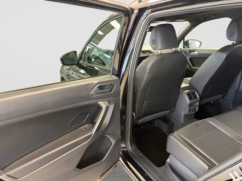 Used 2021 Volkswagen Tiguan SE R-Line AWD/4WD image 14
