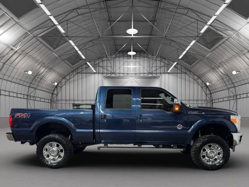 Used 2016 Ford F250 Lariat w/ Lariat Ultimate Package AWD/4WD image 7