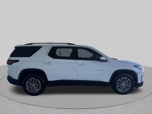Used 2023 Chevrolet Traverse LT FWD image 12