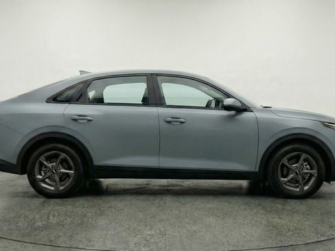 Used 2025 Kia K4 FWD image 11