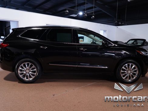 Used 2020 Buick Enclave Essence w/ LPO, Floor Liner Package image 8
