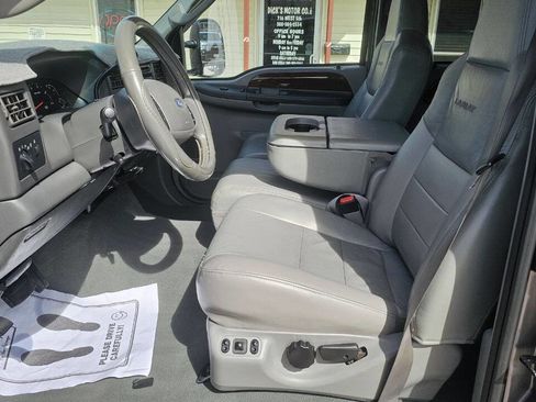 Used 2003 Ford F250 Lariat image 12