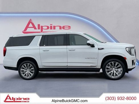 Certified 2022 GMC Yukon XL Denali w/ Denali Ultimate Package AWD/4WD image 6