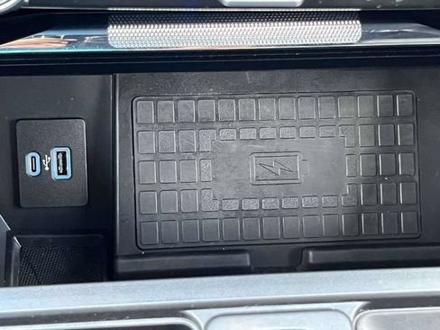 Used 2022 Ford F150 Raptor w/ Equipment Group 801A High AWD/4WD image 21
