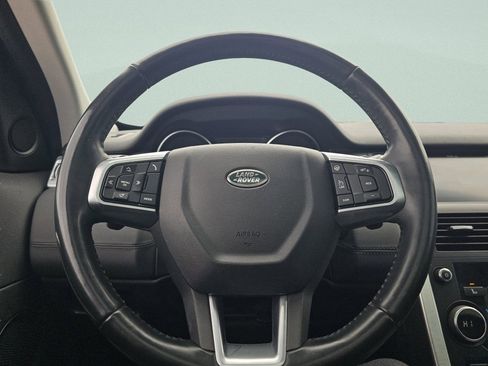 Used 2018 Land Rover Discovery Sport HSE image 29