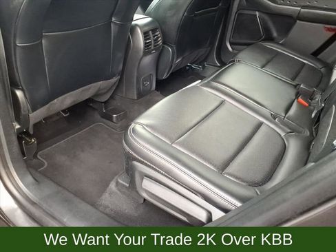 Used 2020 Ford Escape SEL image 13