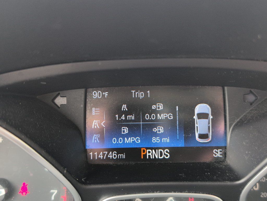 Used 2016 Ford Focus SE w/ SE Sport Package FWD image 16