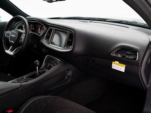 Used 2016 Dodge Challenger SRT Hellcat RWD image 24
