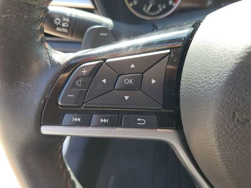 Used 2023 Nissan Altima 2.5 SR FWD image 17