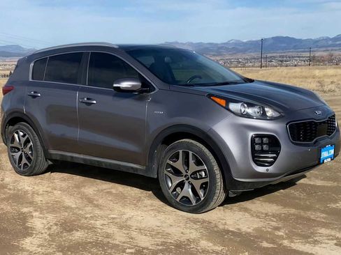 Used 2017 Kia Sportage SX image 2