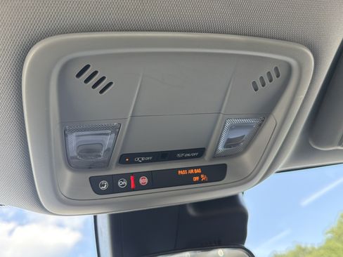 Used 2024 Chevrolet Malibu LT FWD image 5
