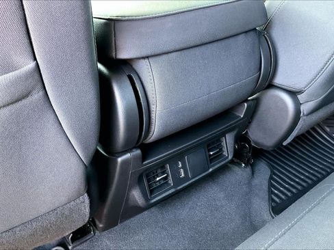 Used 2024 Chevrolet Silverado 1500 Custom RWD image 33