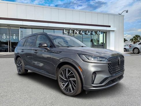 New 2025 Lincoln Aviator Black Label w/ Black Label Special Edition AWD/4WD image 1