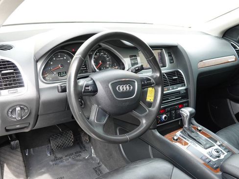Used 2013 Audi Q7 3.0T Premium Plus w/ Premium Plus Pkg image 4