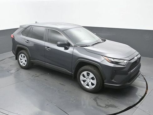 Used 2025 Toyota RAV4 LE FWD image 27