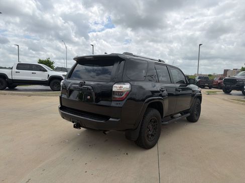 Used 2024 Toyota 4Runner SR5 image 5