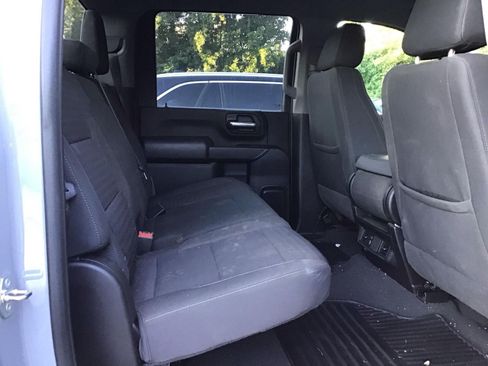 Used 2024 Chevrolet Silverado 2500 Custom w/ Custom Value Package AWD/4WD image 4