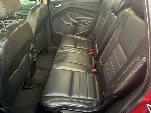 Used 2015 Ford Escape Titanium FWD image 19