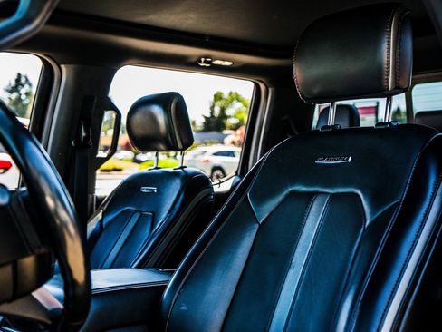 Used 2018 Ford F150 Platinum w/ Technology Package AWD/4WD image 25