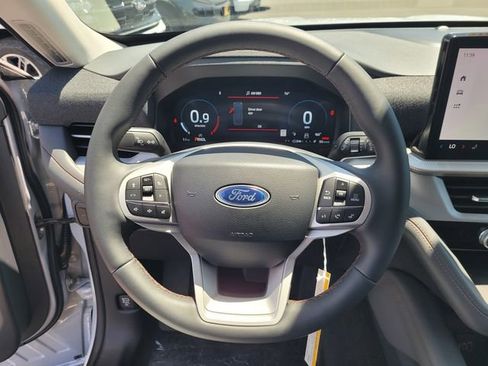 New 2026 Ford Explorer Active AWD/4WD image 9