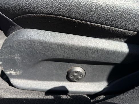 Used 2018 Mercedes-Benz E 43 AMG 4MATIC Sedan image 23