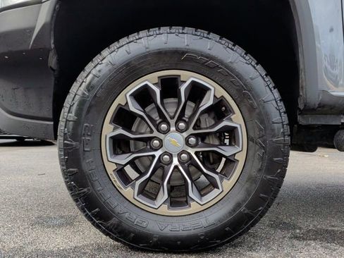 Used 2018 Chevrolet Colorado ZR2 AWD/4WD image 9