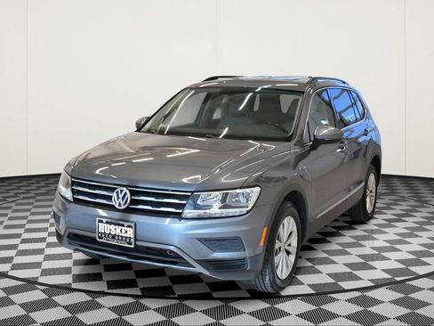 Used 2018 Volkswagen Tiguan SE w/ 3rd Row Seat Package AWD/4WD image 9