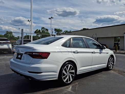 Used 2019 Volkswagen Jetta GLI FWD image 6