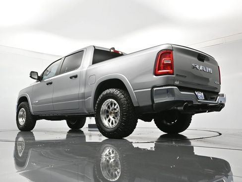 Used 2025 RAM 1500 Big Horn AWD/4WD image 41