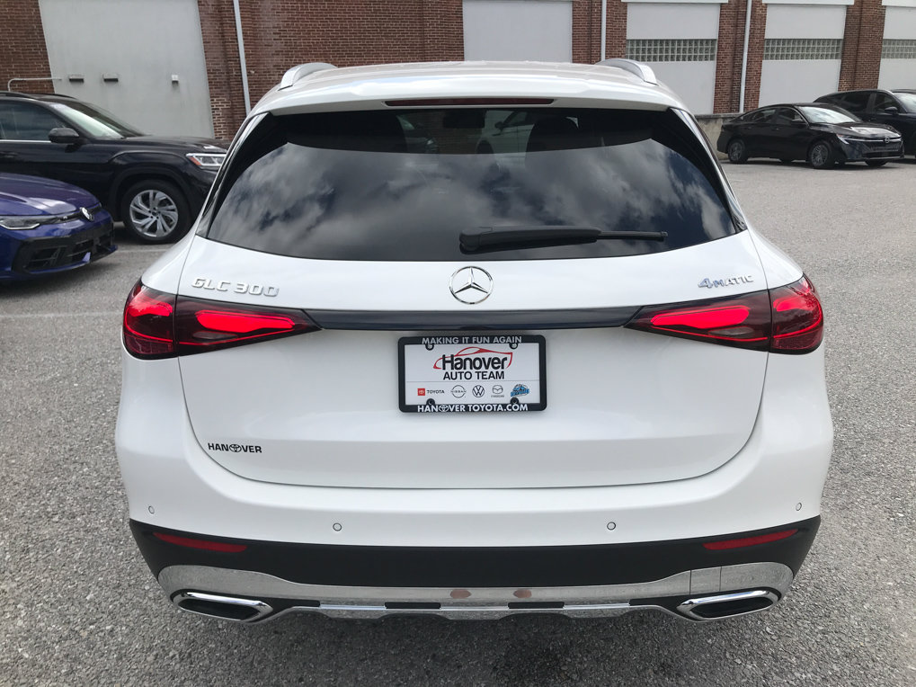 Used 2024 Mercedes-Benz GLC 300 4MATIC image 6
