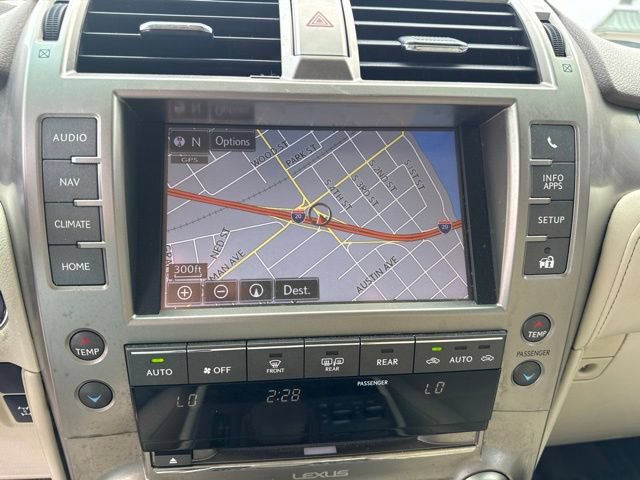 Used 2016 Lexus GX 460 w/ Premium Package AWD/4WD image 10