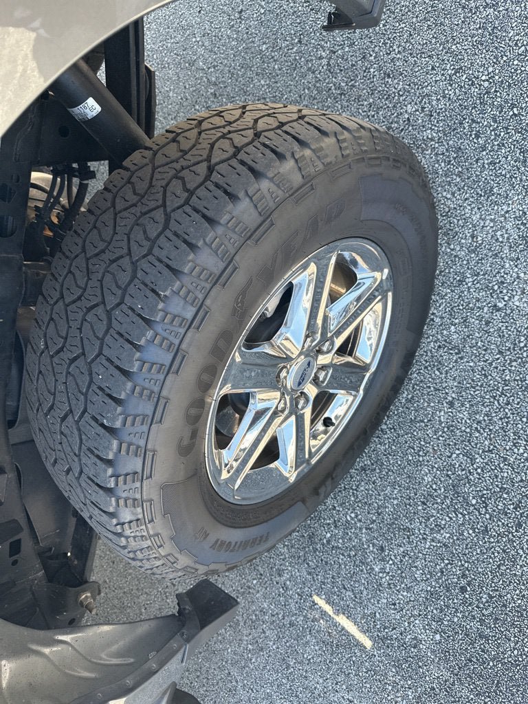 Used 2025 Ford F150 XLT w/ Equipment Group 301A Standard AWD/4WD image 19