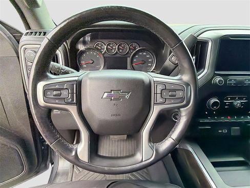 Used 2021 Chevrolet Silverado 1500 LT Trail Boss w/ Convenience Package II image 11