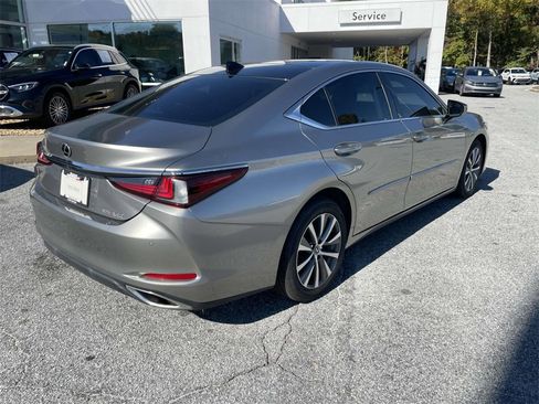 Used 2019 Lexus ES 350 image 3