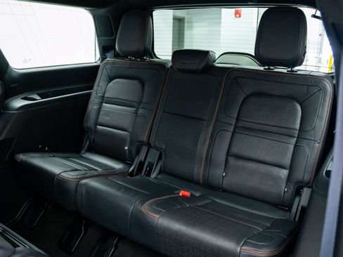 Used 2022 Lincoln Navigator Black Label AWD/4WD image 17