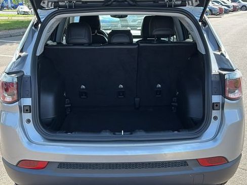 Used 2022 Jeep Compass Latitude AWD/4WD image 24
