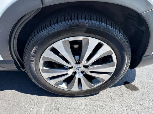 Used 2021 Subaru Ascent Touring AWD/4WD image 25