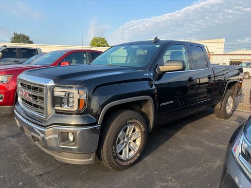 Used 2015 GMC Sierra 1500 SLE w/ SLE Value Package AWD/4WD image 1