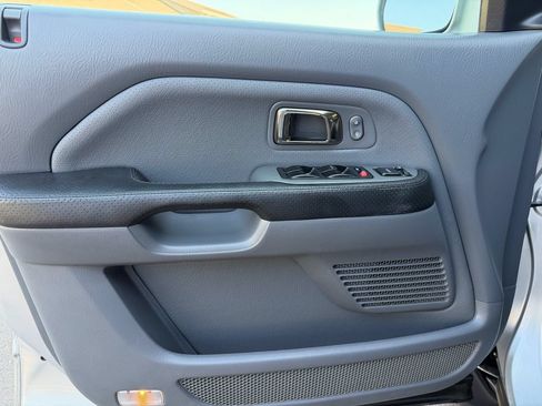 Used 2005 Honda Pilot EX-L image 30