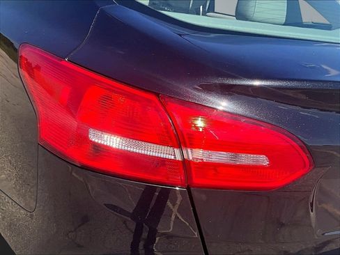 Used 2015 Ford Focus SE FWD image 24