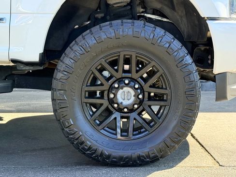 Used 2019 Ford F250 Lariat w/ Lariat Ultimate Package image 14