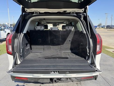 Certified 2025 Ford Expedition Active image 7