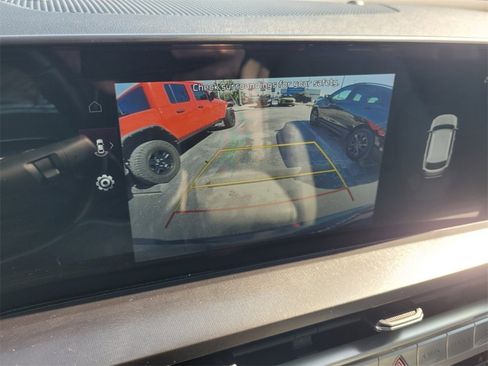 Used 2023 Kia Telluride S image 32