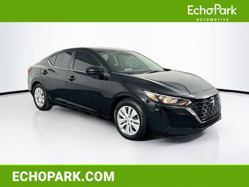 Used 2025 Nissan Sentra S FWD image 1