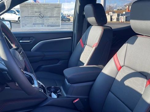 New 2026 Chevrolet Colorado Z71 w/ Technology Package image 15