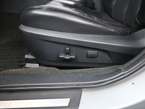 Used 2014 Subaru Outback 2.5i Limited image 11