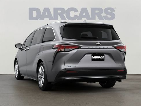 New 2026 Toyota Sienna Limited AWD/4WD image 13