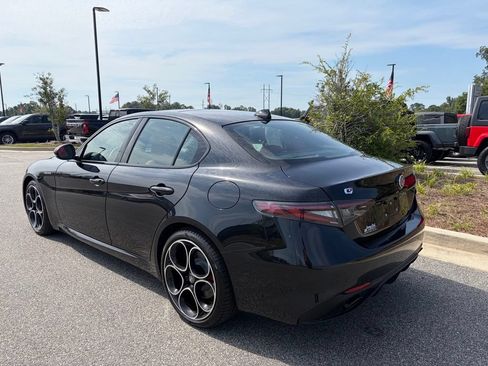 Used 2024 Alfa Romeo Giulia Veloce RWD image 4