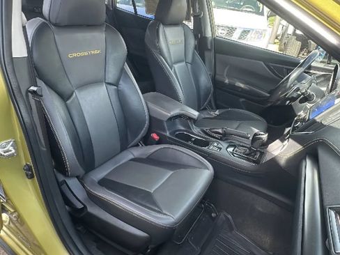 Used 2021 Subaru Crosstrek 2.5i Sport w/ Moonroof Package AWD/4WD image 14